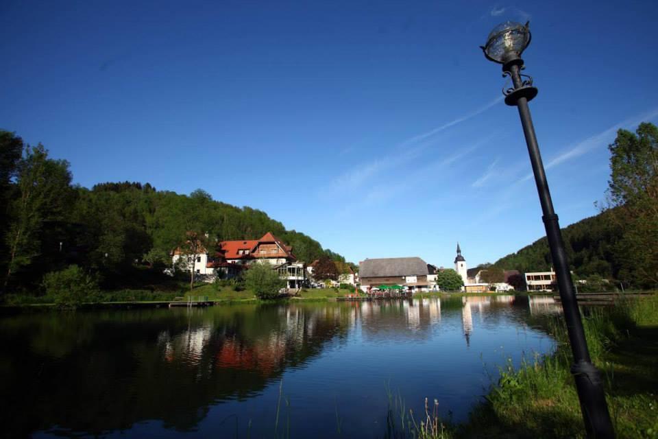 Seegasthof Breineder - Familien & Seminarhotel Monichwald Exterior photo
